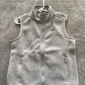 Gray Vineyard Vines sweater vest- size 5